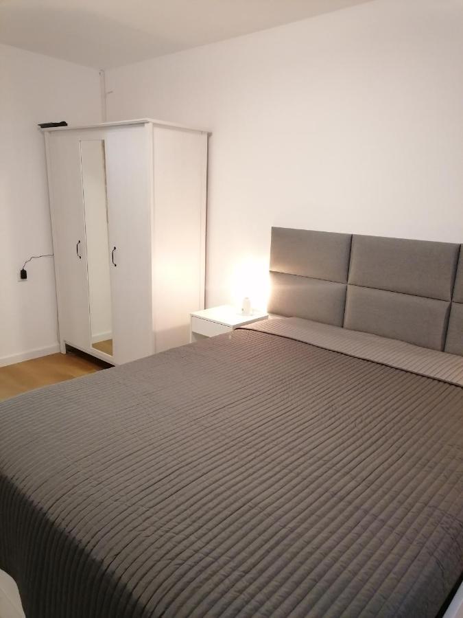 Stilvolle Wohnung An Der Alten Mainbruecke Вюрцбург Екстериор снимка