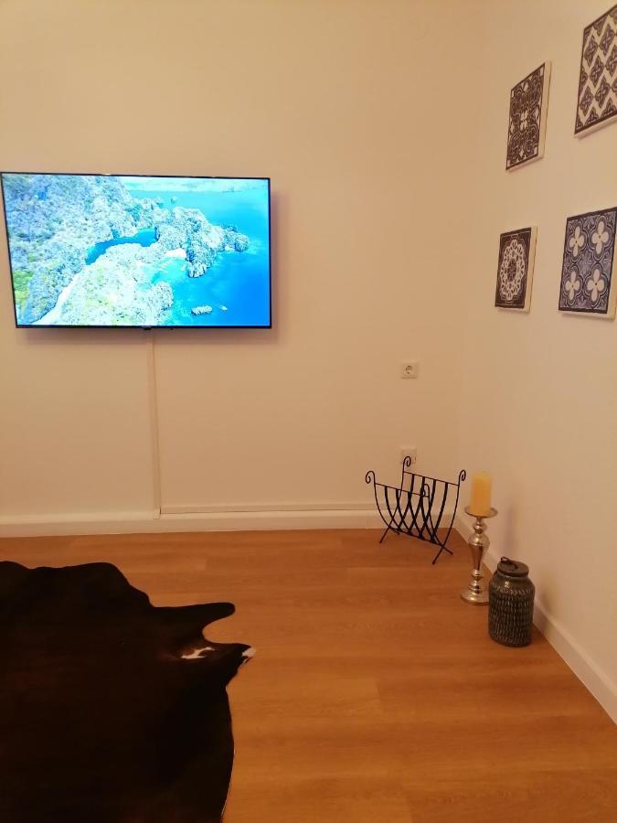 Stilvolle Wohnung An Der Alten Mainbruecke Вюрцбург Екстериор снимка